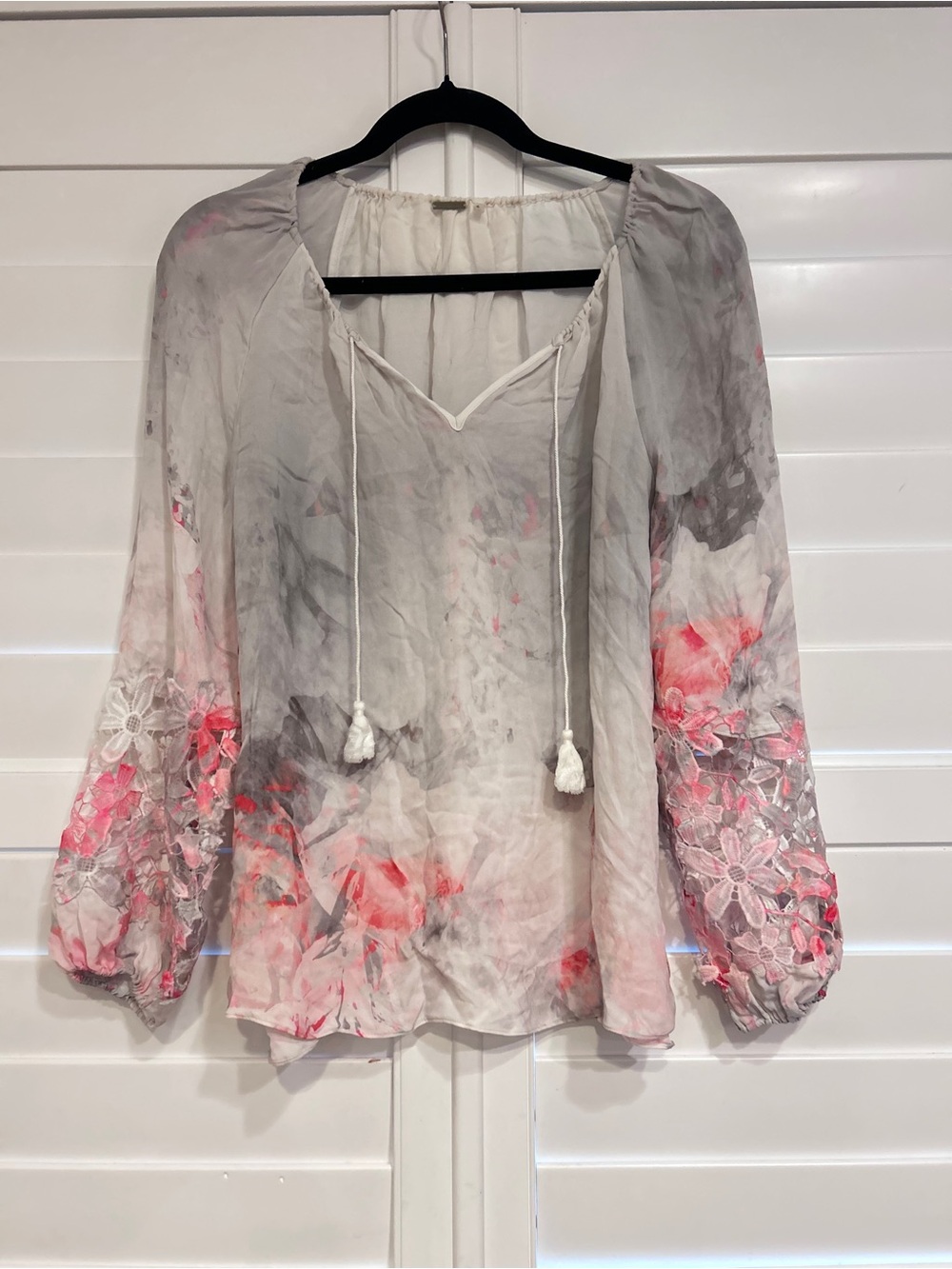 Elie Tahari Split Neck Floral Lace Detail Blouse with Tassels Pink Grey Small